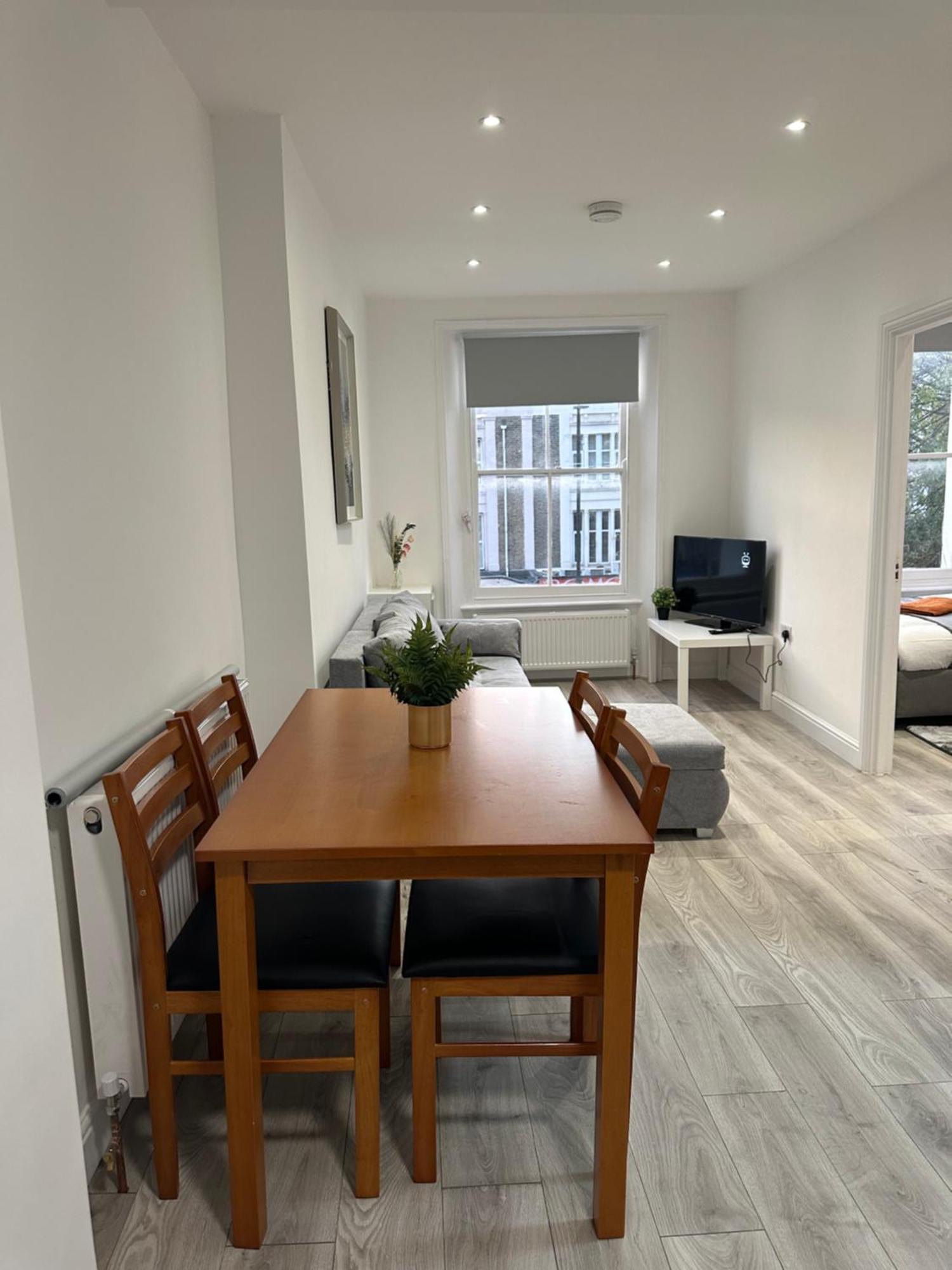 Stunning Newly Refurbished 1 Bed In Kings Cross, St Pancras!320 * Londra